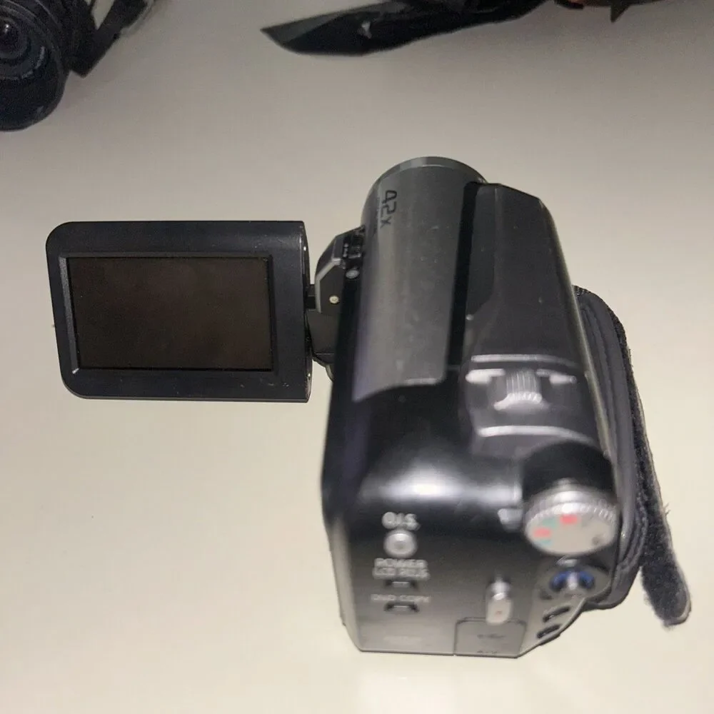 Panasonic SDR-H40P HDD SD Camcorder 42x Optical Zoom LCD Screen Microphone